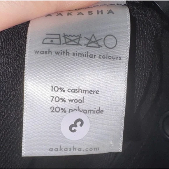 Aakasha Handmade Unique Coat. - Picture 8 of 11